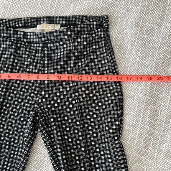 NWT Michael Kors Cropped Check Pintuck Pant - Picture 9 of 10